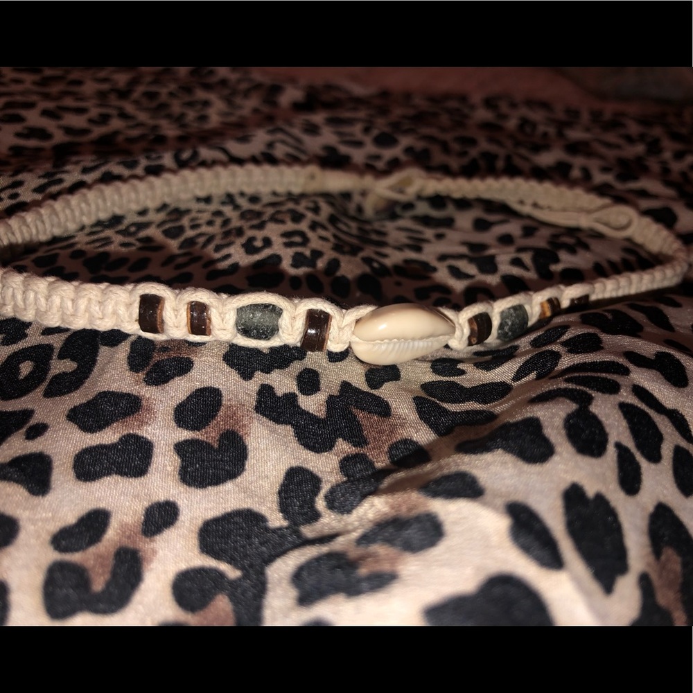shell necklace